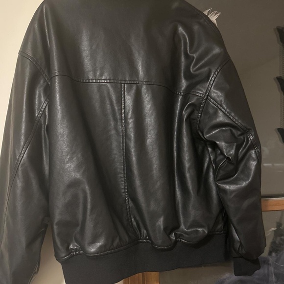 NWOT We The Free Black Vegan Leather Bomber Aviator Jacket - Picture 3 of 4